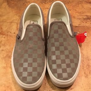 Vans slip on